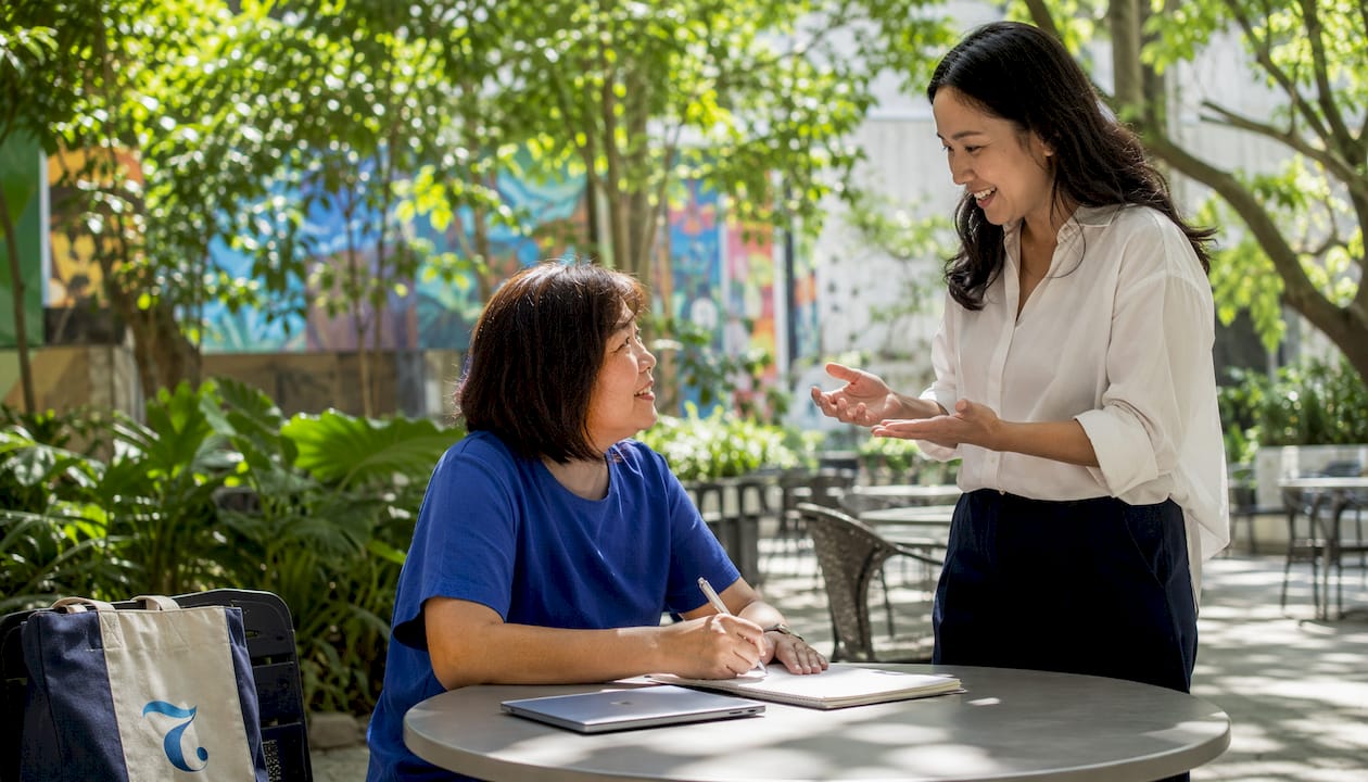 Adult woman in Thai language class in Singapore